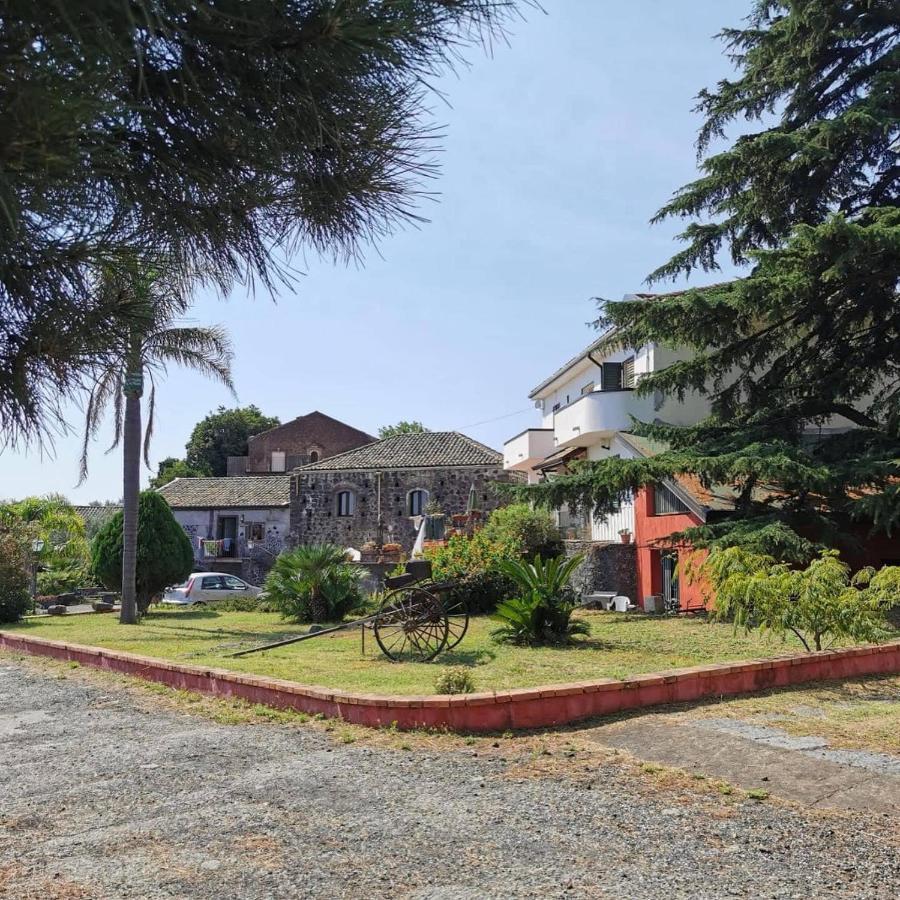 Villa Alessio - Case Vacanza Con Piscina Sull'Etna Puntalazzo Kültér fotó