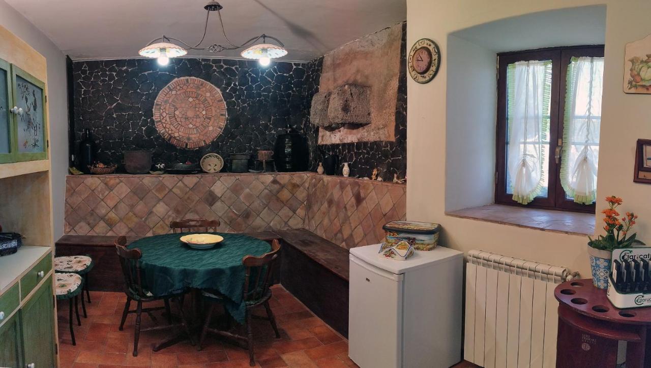 Villa Alessio - Case Vacanza Con Piscina Sull'Etna Puntalazzo Kültér fotó